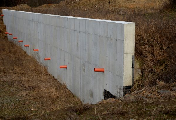 Cost of Hillside Drainage Installation in De Pere